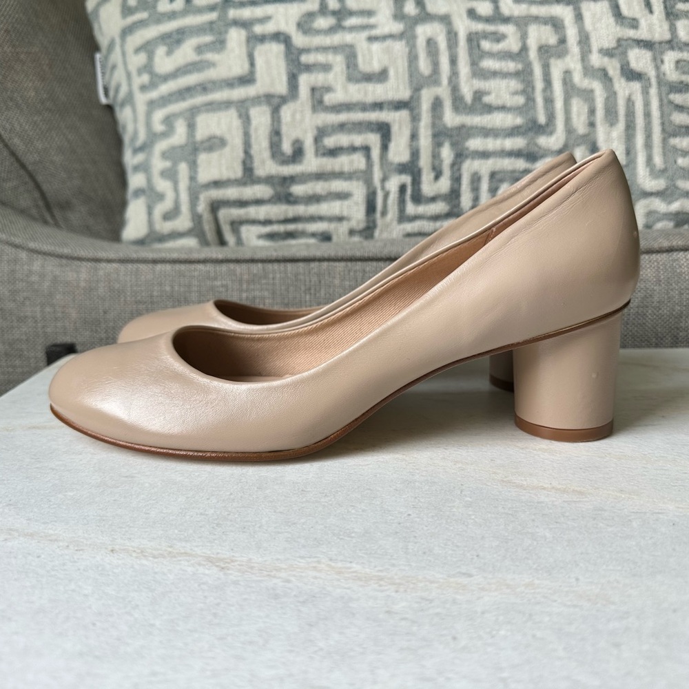 NEW French Sole fs/ny True Nude Leather Heels, Size 9.5